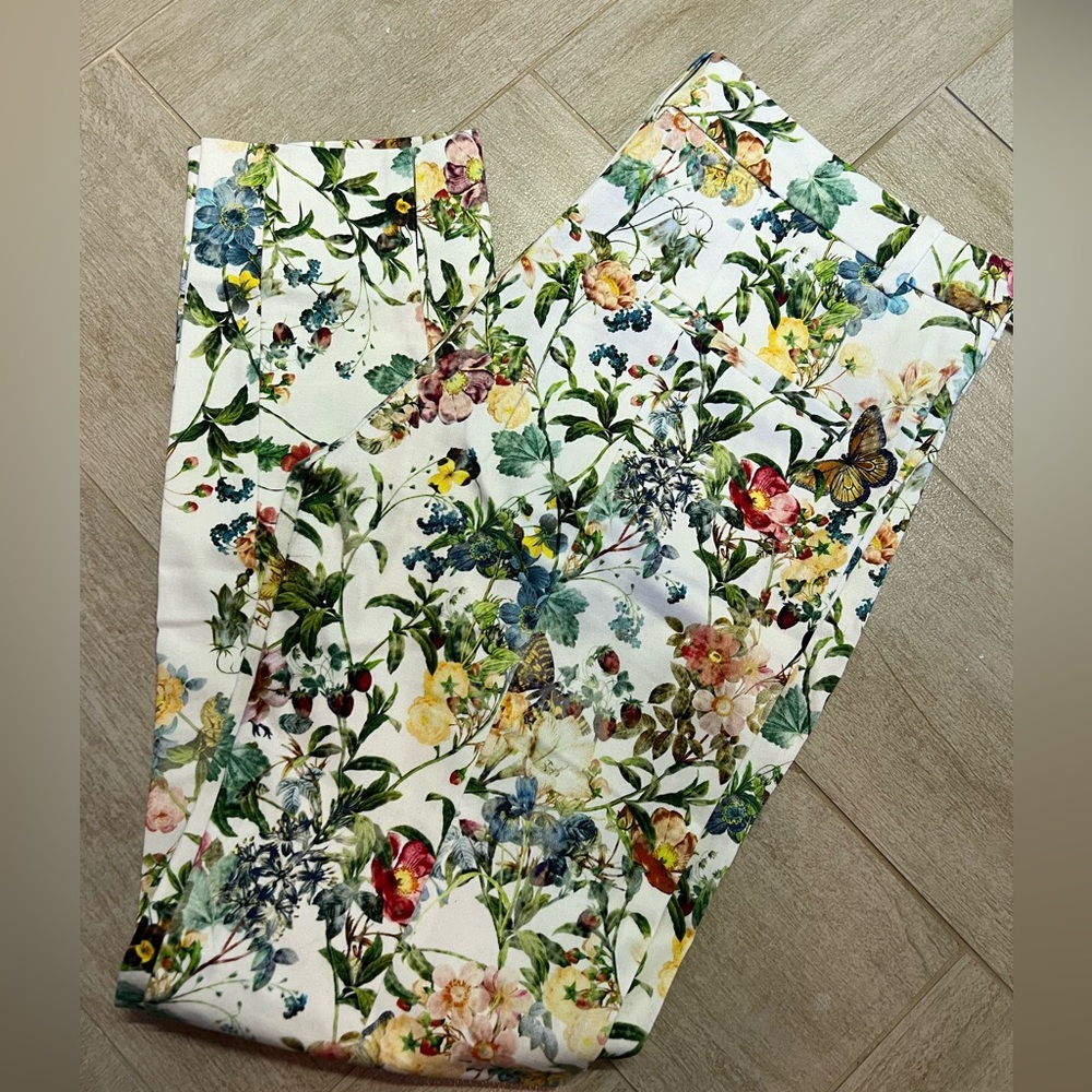 Zara floral pant size medium